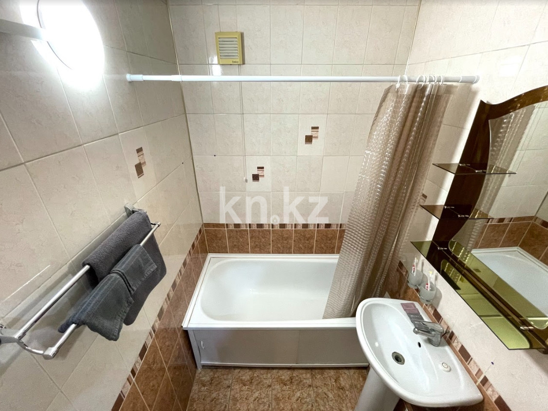 Аренда 1-комнатной квартиры посуточно, 1 м², Мира, дом  130 в Петропавловске - фото 9