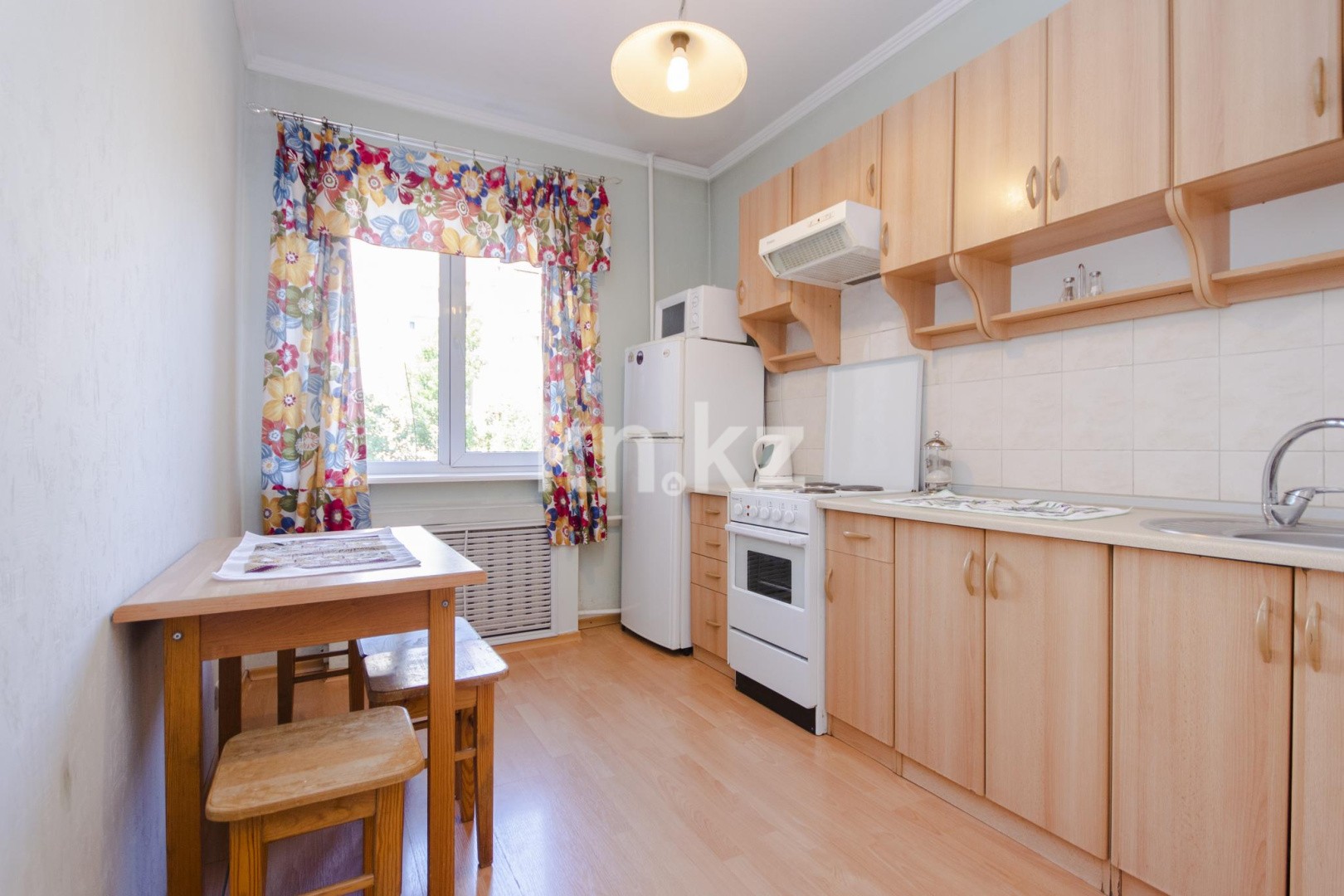 Аренда 2-комнатной квартиры посуточно, 50 м², Самал-1 мкр-н, дом  18 в Алматы - фото 10