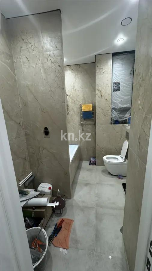 Продажа 4-комнатной квартиры, 100 м², ул. Букетова, дом  3 в Караганде - фото 2