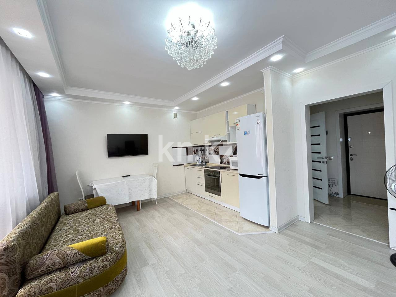 Аренда 1-комнатной квартиры, 33 м² в Астане