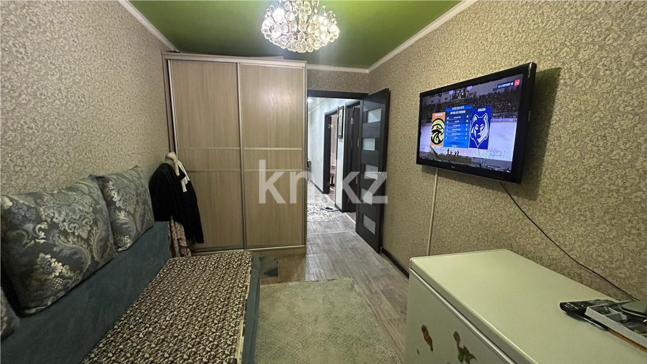 Продажа 3-комнатной квартиры, 61 м², мкр-н 19 в Караганде - фото 6