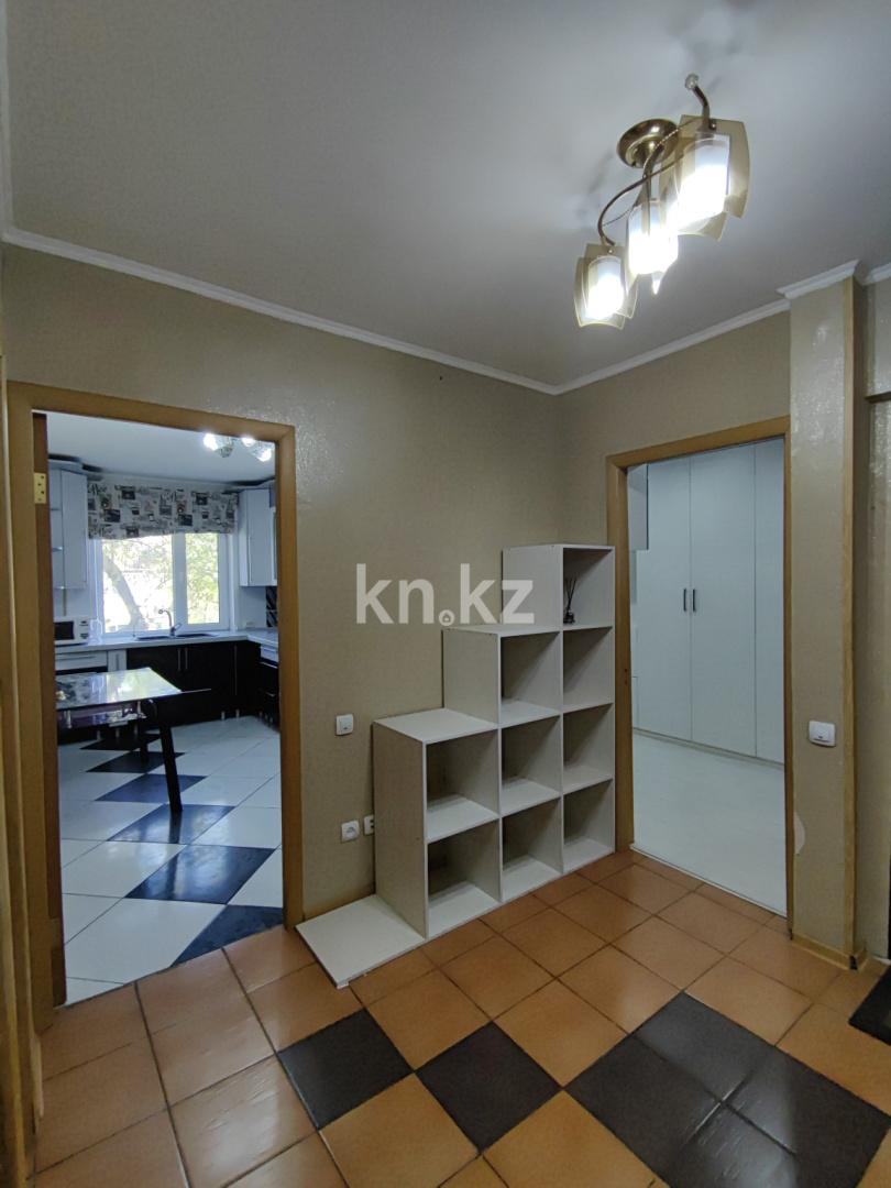 Продажа 3-комнатной квартиры, 75 м², 1 кв-л, дом  10 в Караганде - фото 25