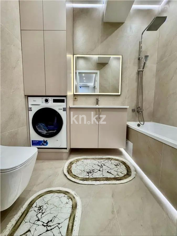 Продажа 3-комнатной квартиры, 70 м², пр. Абая, дом  38 в Алматы - фото 4