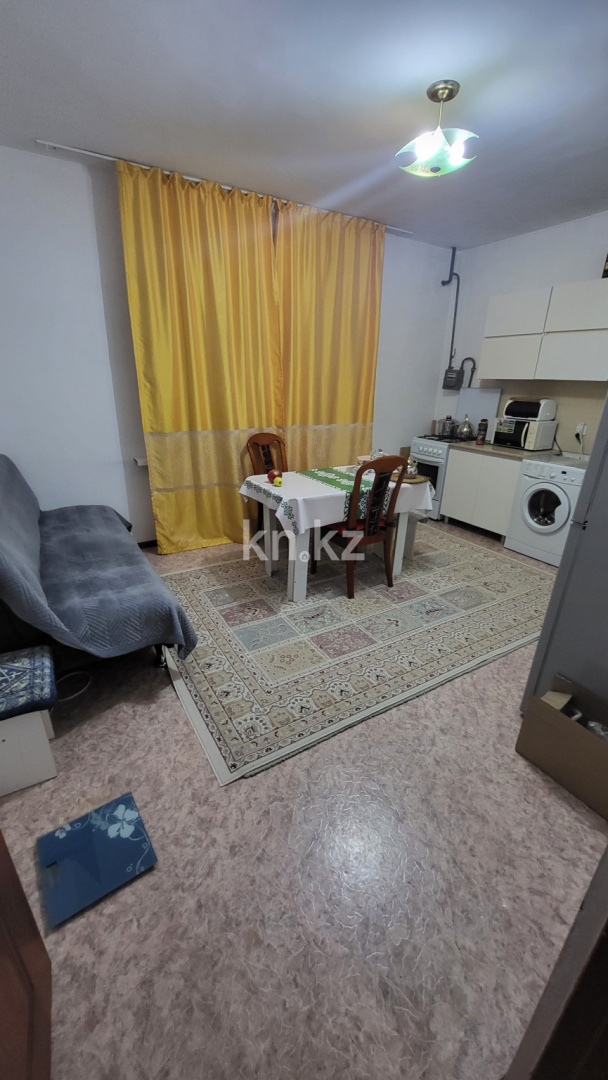 Аренда 1-комнатной квартиры, 51 м², мкр-н Акбулак, дом  5 в Алматы - фото 9