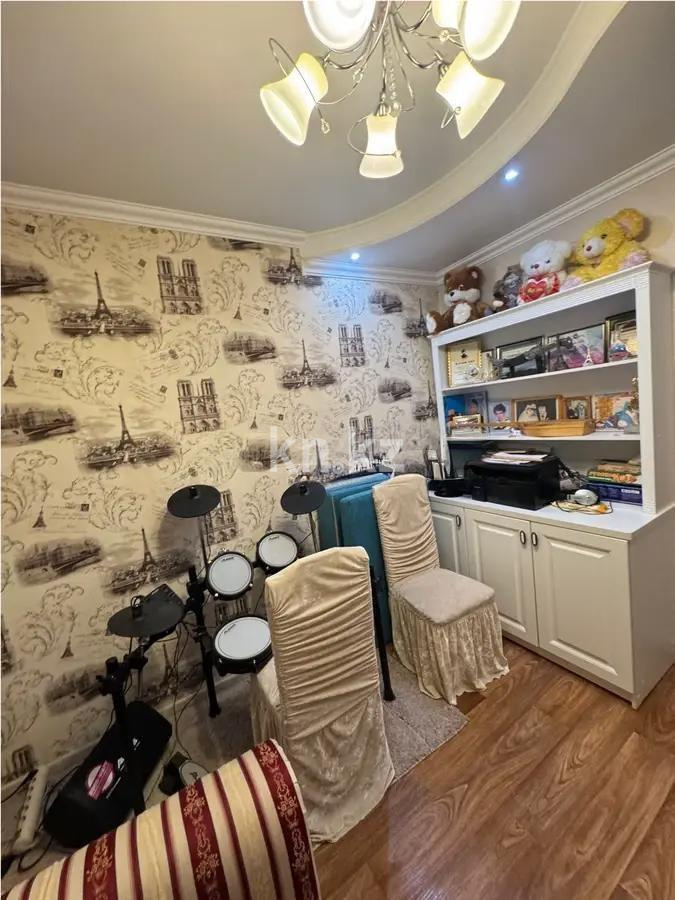 Продажа 4-комнатной квартиры, 110 м², ул. Таттимбета, дом  13 в Караганде - фото 7