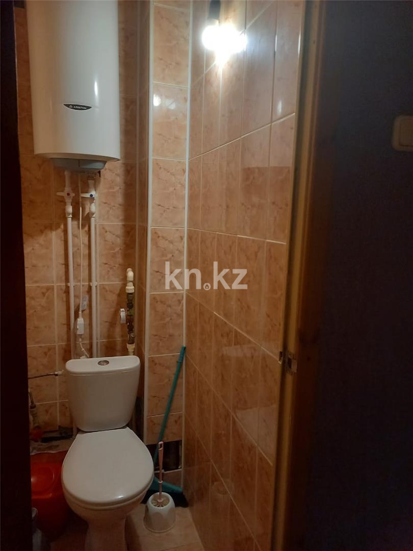 Продажа 2-комнатной квартиры, 56 м², ул. 9-й мкр., дом  40 в Темиртау - фото 8