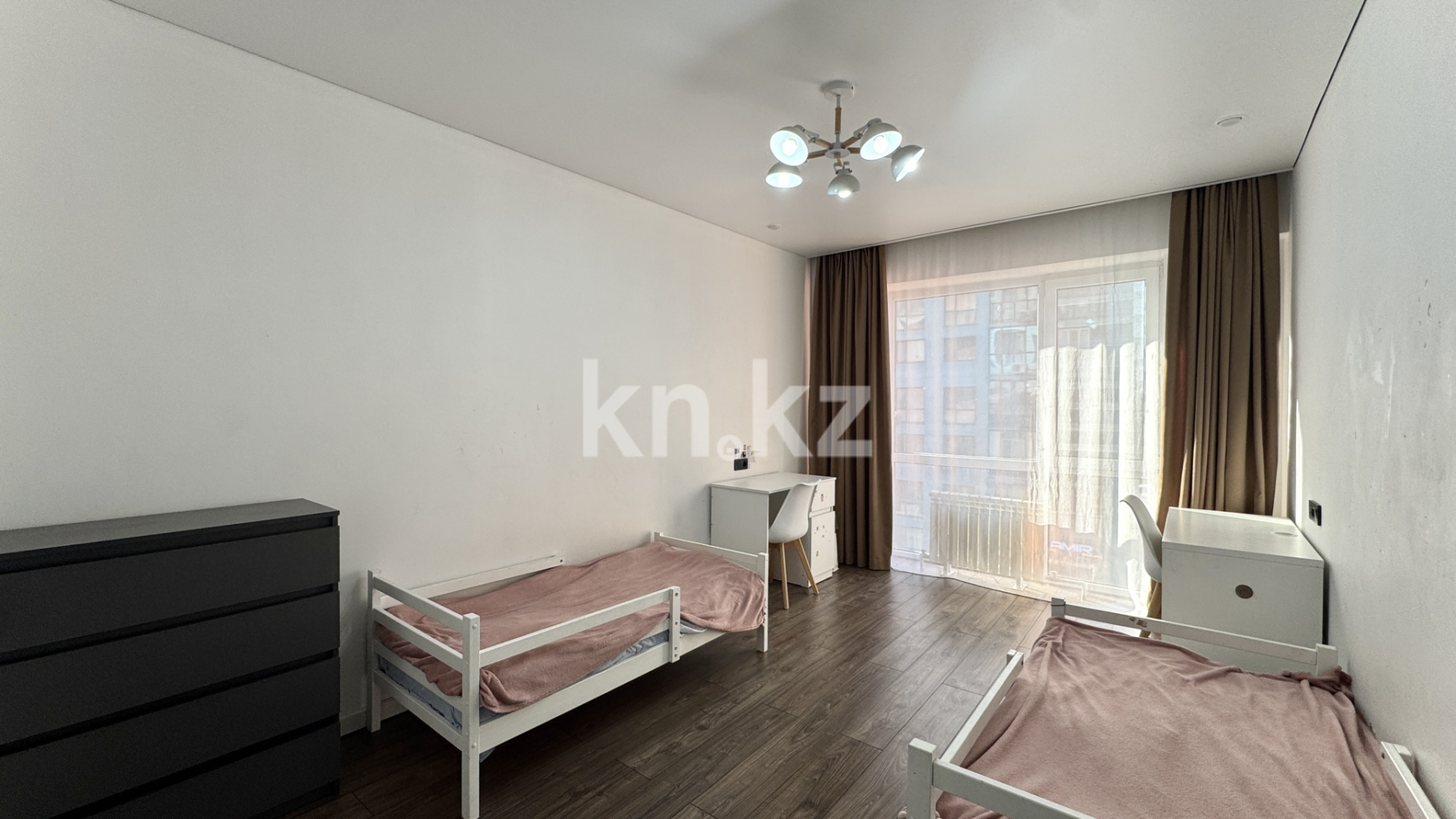 Продажа 4-комнатной квартиры, 95.3 м² в Алматы - фото 14