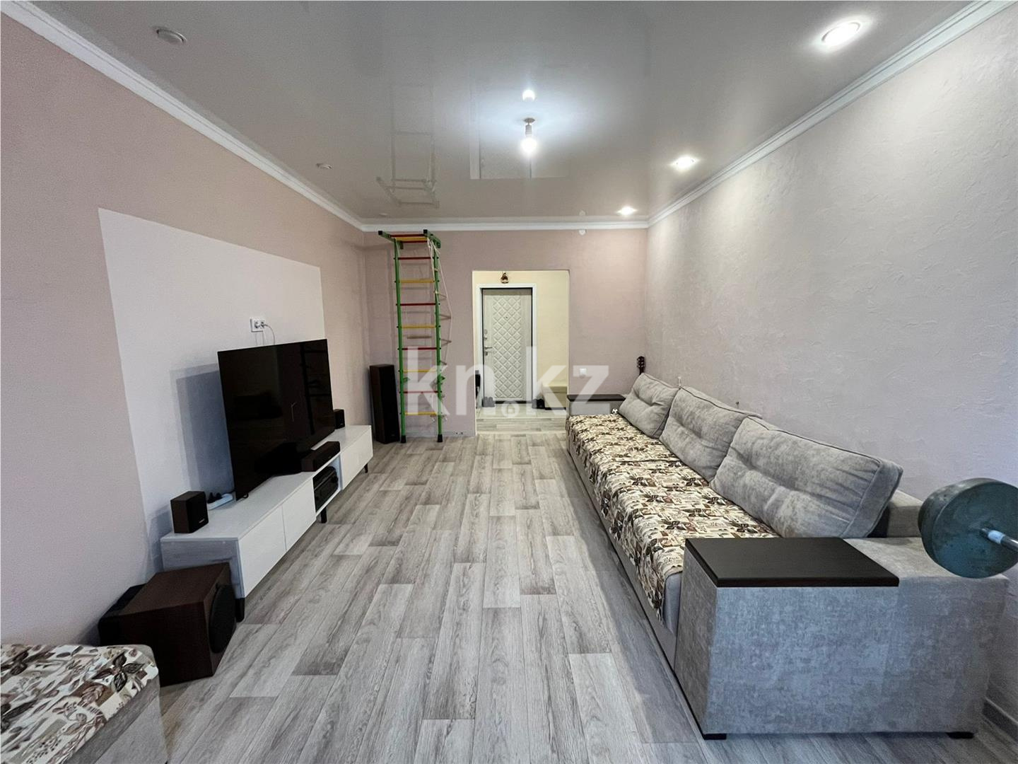 Продажа 3-комнатной квартиры, 90 м², ул. Сыганак в Астане - фото 2