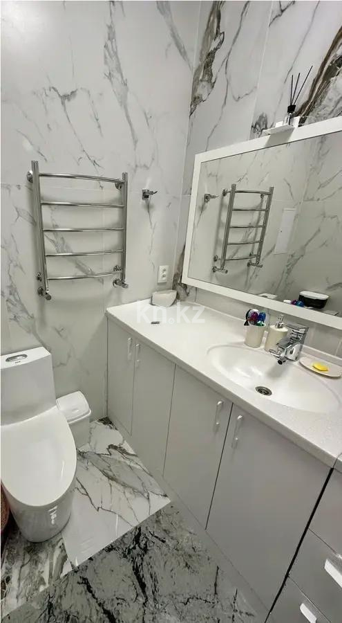 Продажа 2-комнатной квартиры, 63.8 м² в Алматы - фото 3