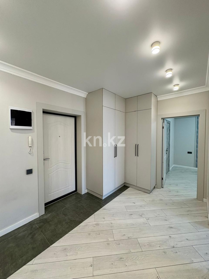 Продажа 2-комнатной квартиры, 56 м², Сейфуллина в Алматы - фото 16