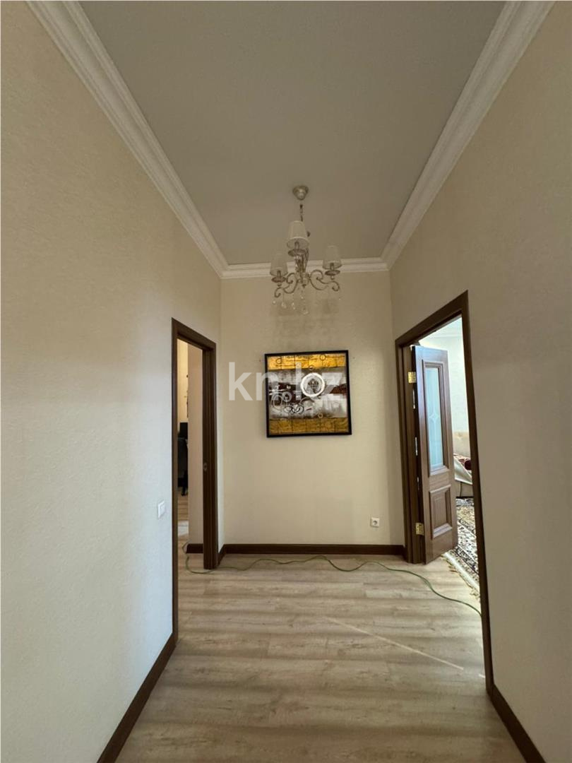 Продажа 2-комнатной квартиры, 104 м², ул. Керей, Жанибек хандар, дом  22 в Астане - фото 17