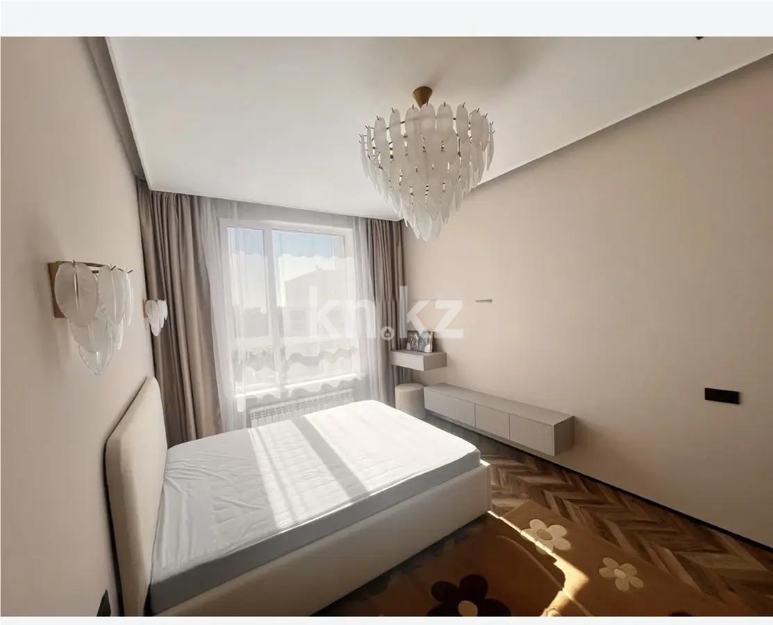 Продажа 1-комнатной квартиры, 41 м², ул. Хусейна бен Талала, дом  30 в Астане