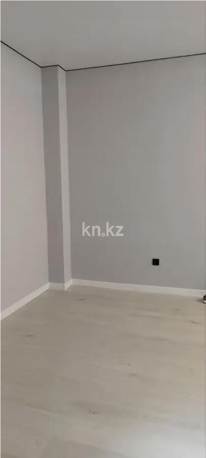 Продажа 1-комнатной квартиры, 40 м², пр. Кошкарбаева, дом  13 в Астане