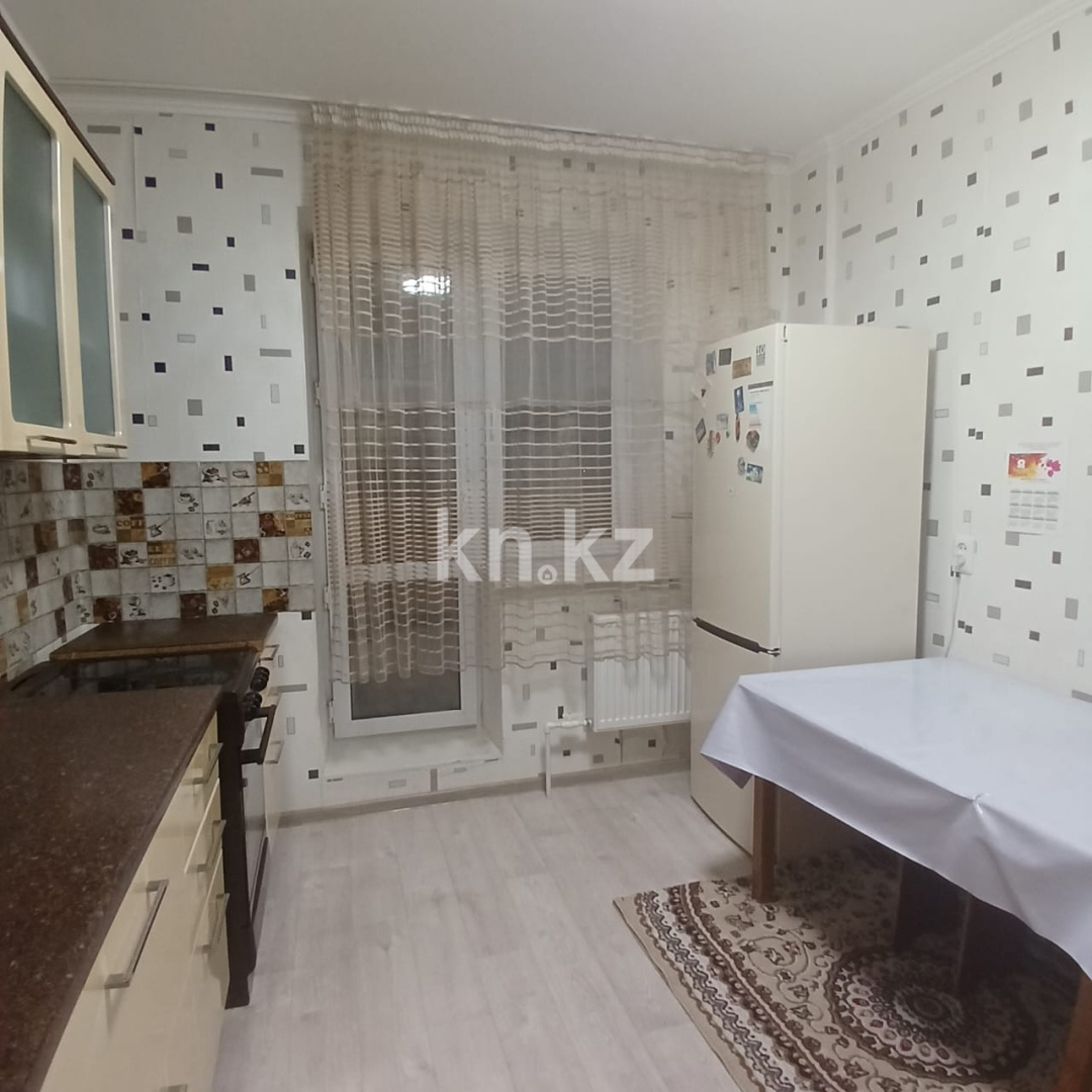 Продажа 2-комнатной квартиры, 69 м², ул. Момышулы в Караганде - фото 6