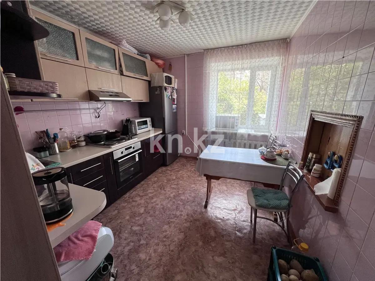 Продажа 3-комнатной квартиры, 63 м², ул. Гапеева, дом  1 в Караганде - фото 4