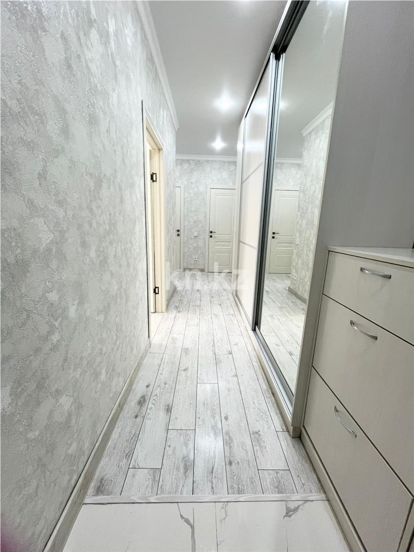 Продажа 3-комнатной квартиры, 83 м², мкр. Степной-2, дом  14/15 в Караганде - фото 11