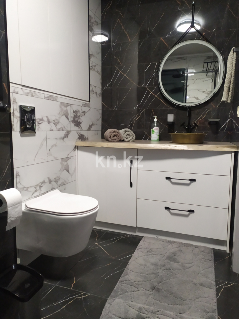 Продажа 2-комнатной квартиры, 56.8 м² в Алматы - фото 19