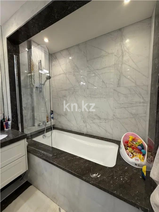 Продажа 4-комнатной квартиры, 150 м², мкр-н Самал-2, дом  16в в Алматы - фото 6