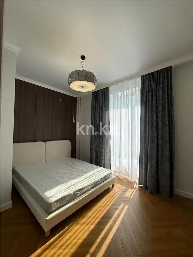 Продажа 4-комнатной квартиры, 96 м² в Алматы