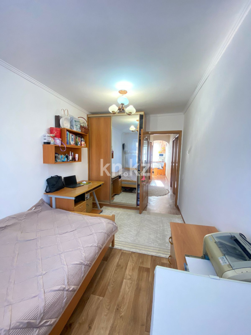 Продажа 3-комнатной квартиры, 63 м², ул. Муканова, дом  10 в Караганде - фото 13
