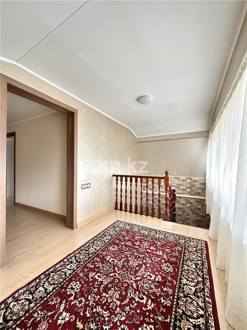 Продажа 6-комнатного дома, 400.7 м², ул. Жанибекова в Караганде - фото 32