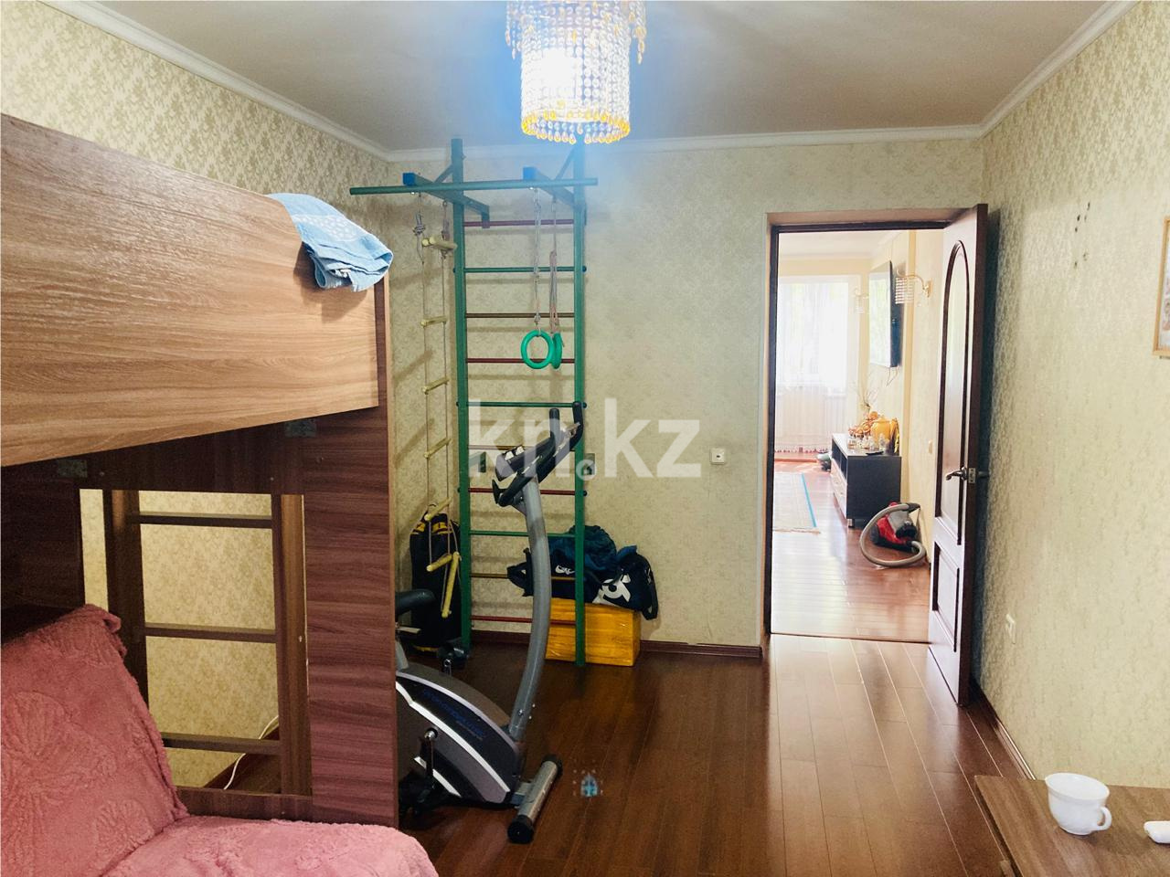 Продажа 4-комнатной квартиры, 83 м², ул. Муканова в Караганде - фото 8