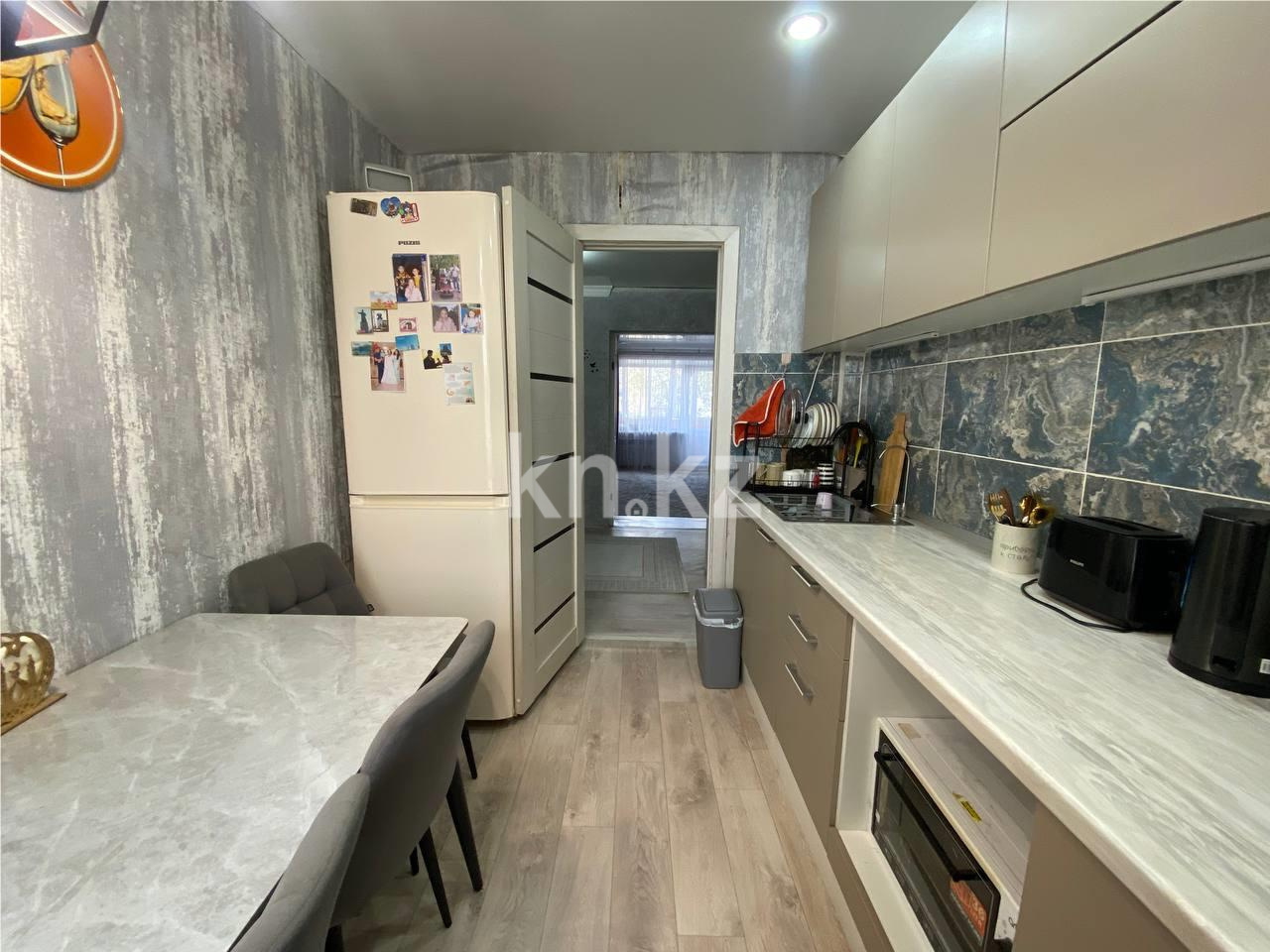 Продажа 3-комнатной квартиры, 59 м², ул. Маметовой, дом  93 в Караганде - фото 7