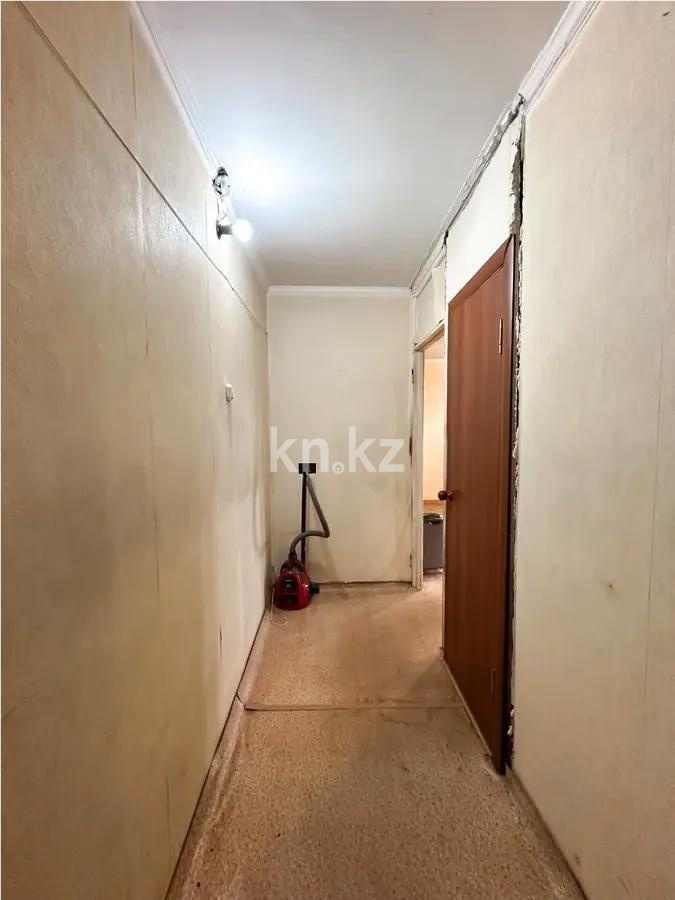 Продажа 1-комнатной квартиры, 33 м², ул. Ержанова, дом  34 в Караганде - фото 4
