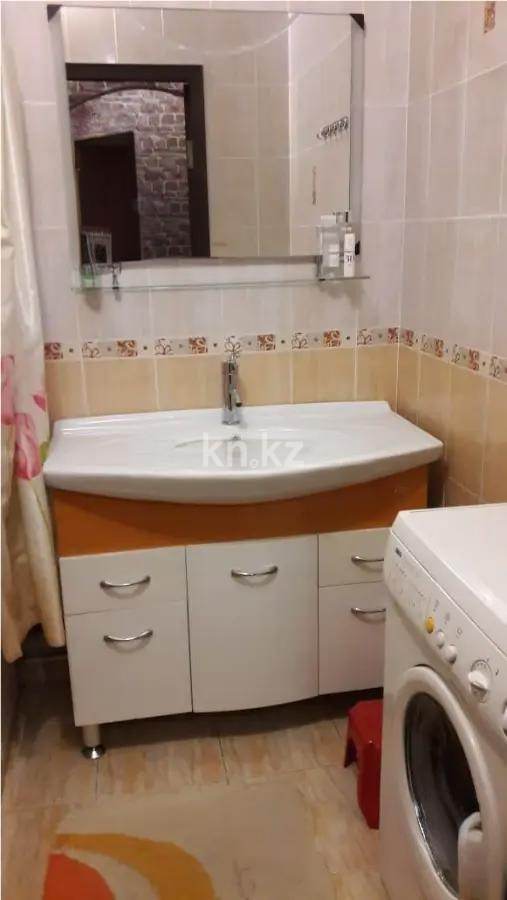 Продажа 2-комнатной квартиры, 62 м² в Алматы - фото 4