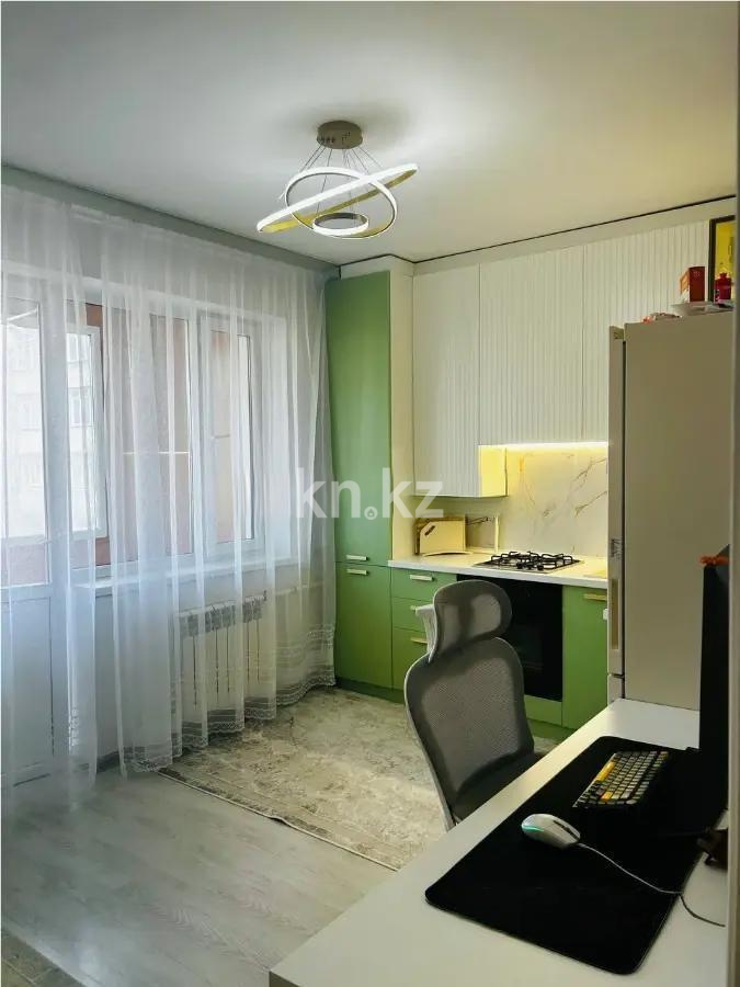 Продажа 1-комнатной квартиры, 45 м², пр. Райымбека, дом  245а в Алматы - фото 2