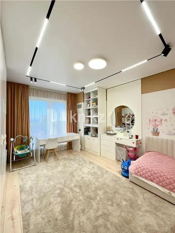 Продажа 3-комнатной квартиры, 130 м² в Алматы - фото 2