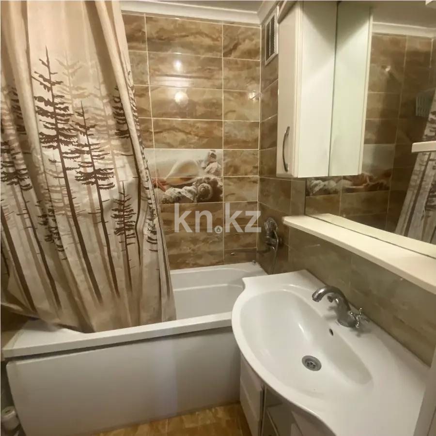 Продажа 3-комнатной квартиры, 59 м², мкр-н Восток-3 в Караганде - фото 5