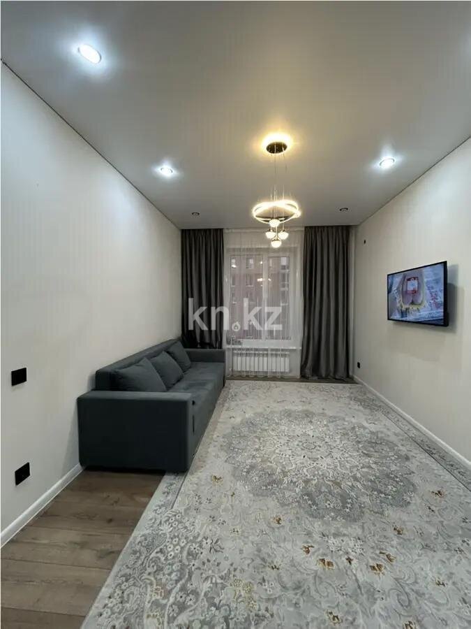 Продажа 1-комнатной квартиры, 37 м² в Астане