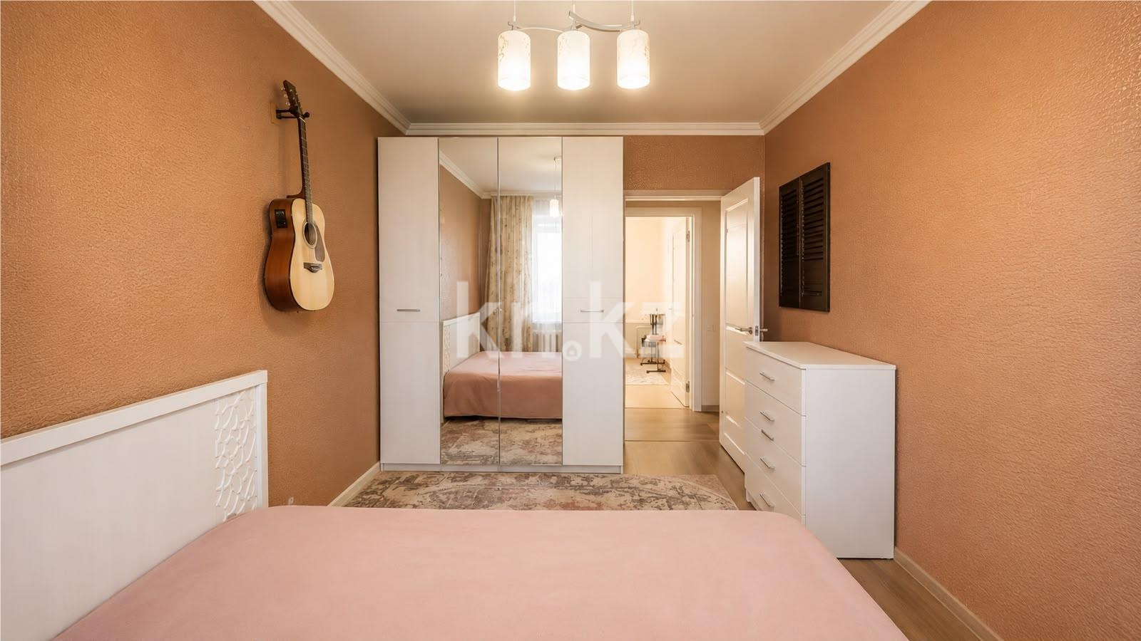 Продажа 4-комнатной квартиры, 76 м² в Караганде - фото 3