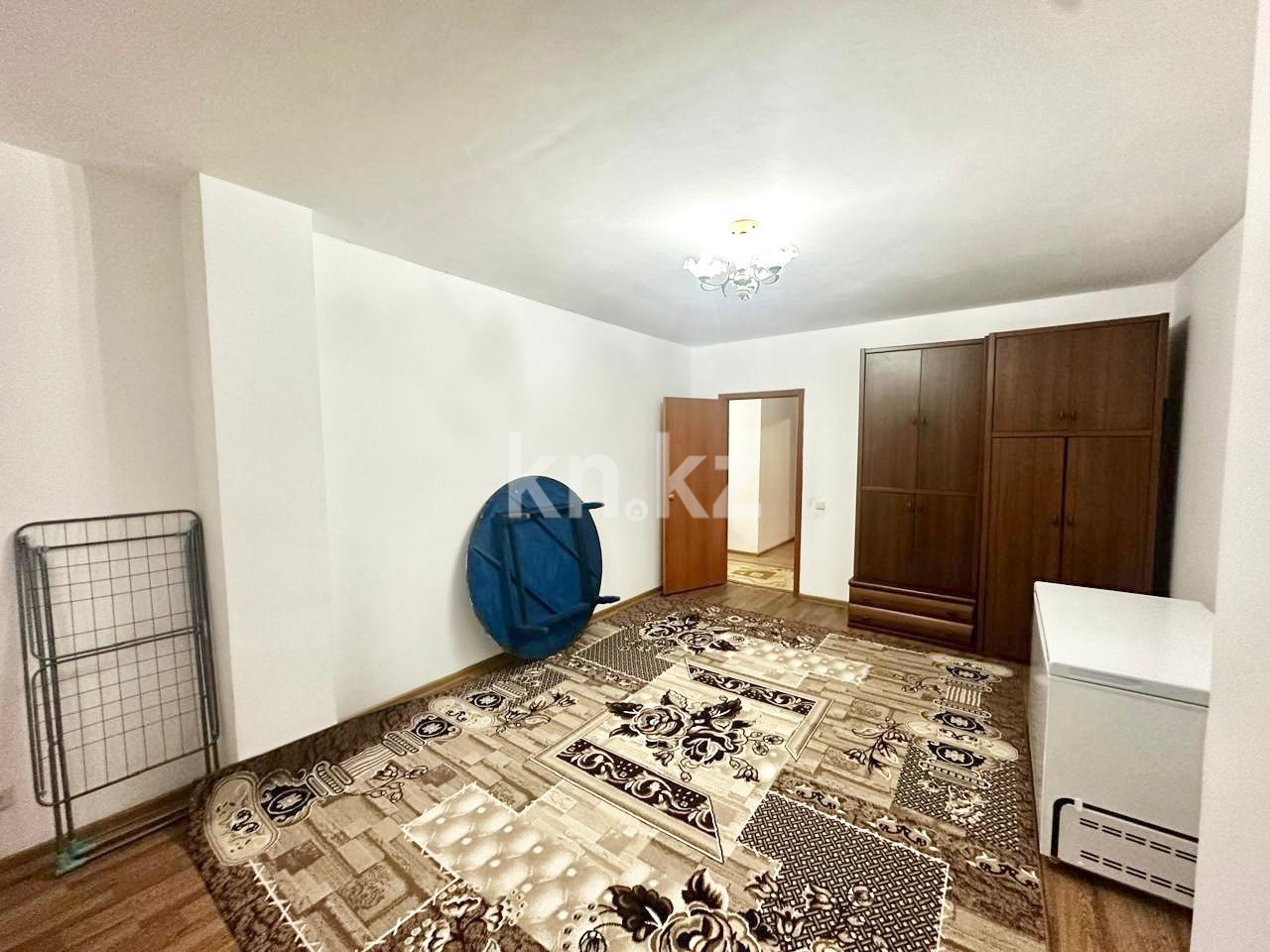 Продажа 3-комнатной квартиры, 94 м², мкр. Голубые Пруды в Караганде - фото 6