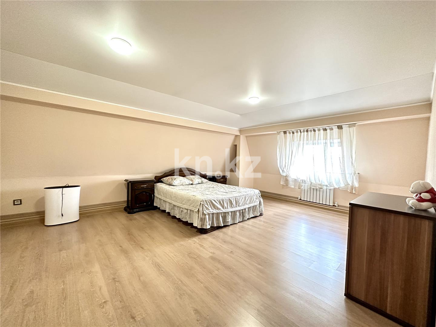 Продажа 6-комнатного дома, 400.7 м², ул. Жанибекова в Караганде - фото 15