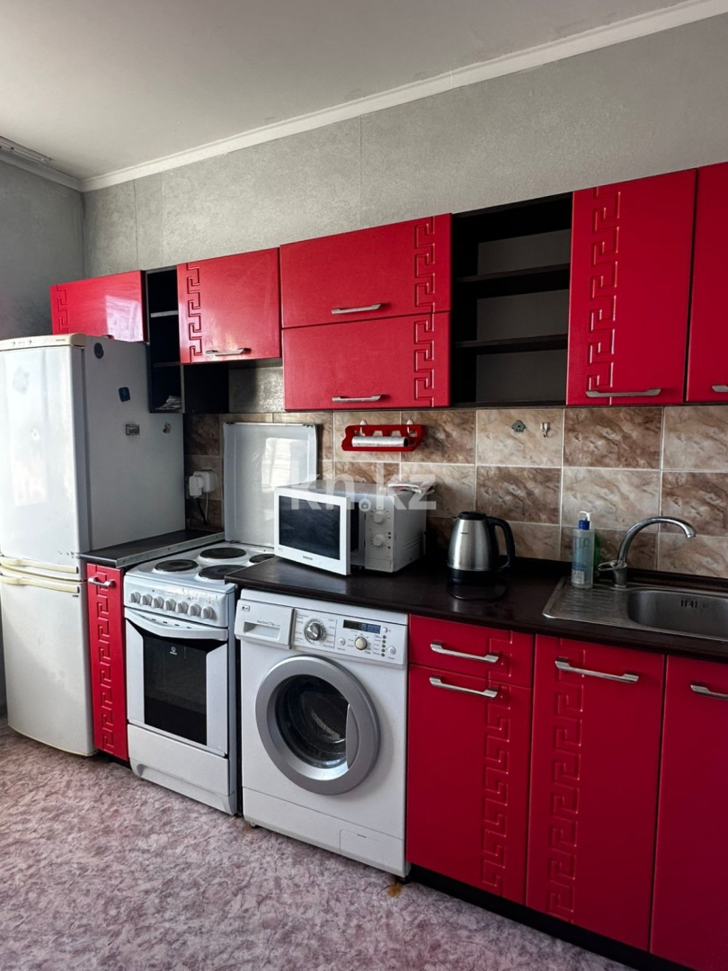 Продажа 1-комнатной квартиры, 38 м² в Караганде