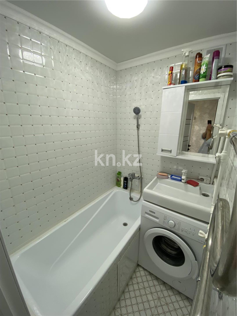 Продажа 4-комнатной квартиры, 62 м², мкр-н 21 в Караганде - фото 13