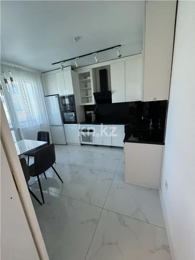 Продажа 2-комнатной квартиры, 74.2 м² в Алматы - фото 2