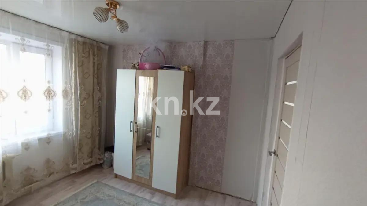 Продажа 3-комнатной квартиры, 50 м², мкр-н 16, дом  2 в Караганде - фото 3