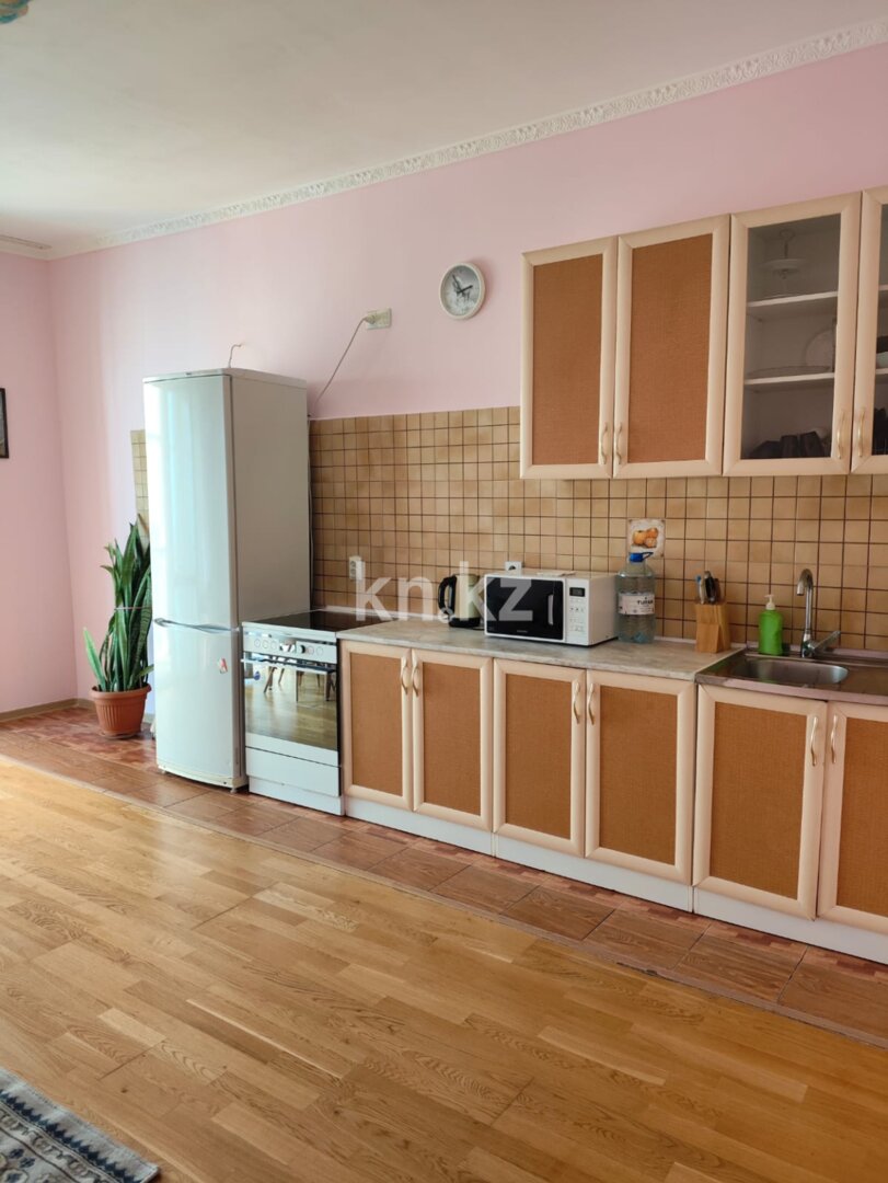 Аренда 2-комнатной квартиры посуточно, 62 м² в Астане - фото 3