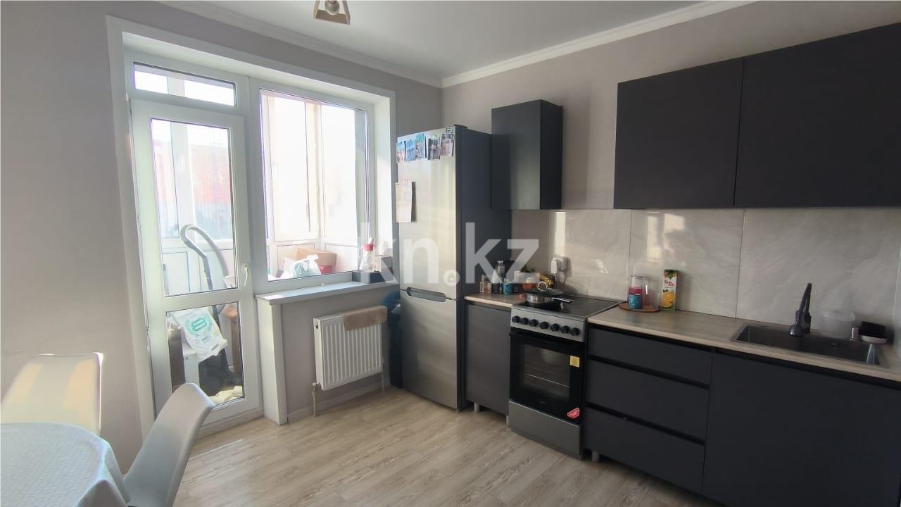 Продажа 2-комнатной квартиры, 69 м², пр. Республики в Караганде