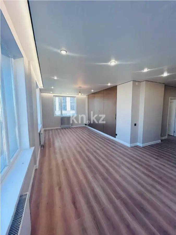 Продажа 2-комнатной квартиры, 56 м², ул. Толе би, дом  30 в Астане