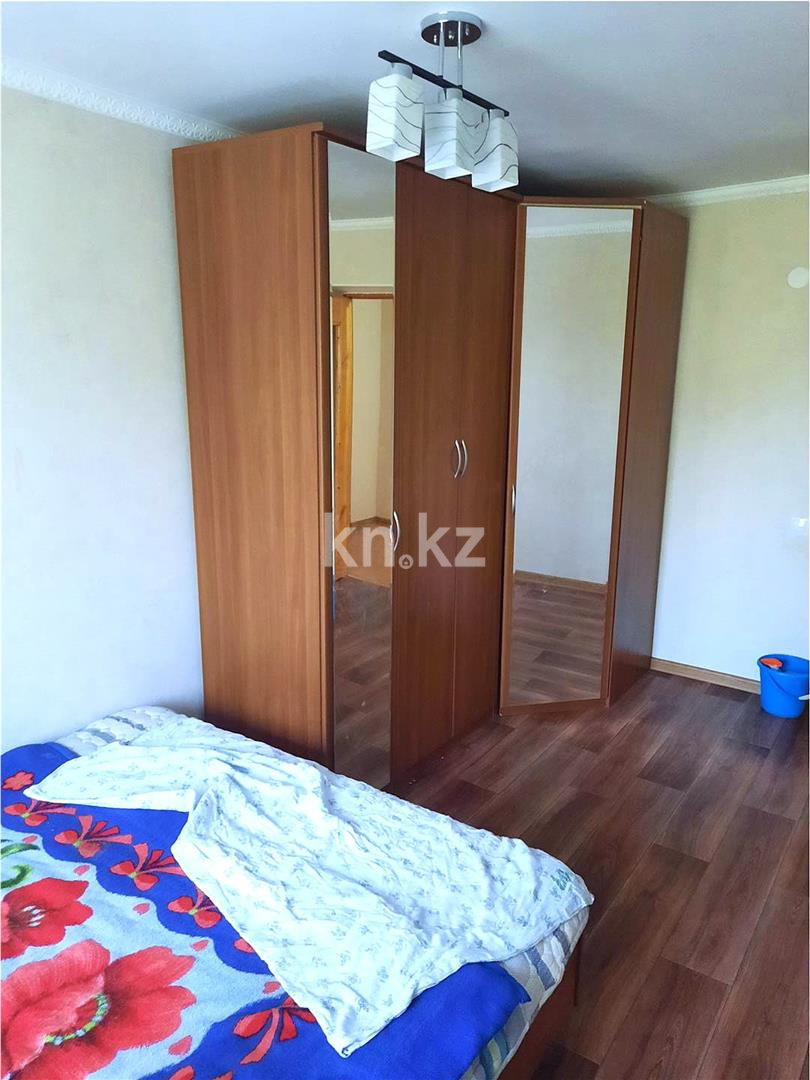 Продажа 3-комнатной квартиры, 76 м², ул. Муканова в Караганде - фото 5