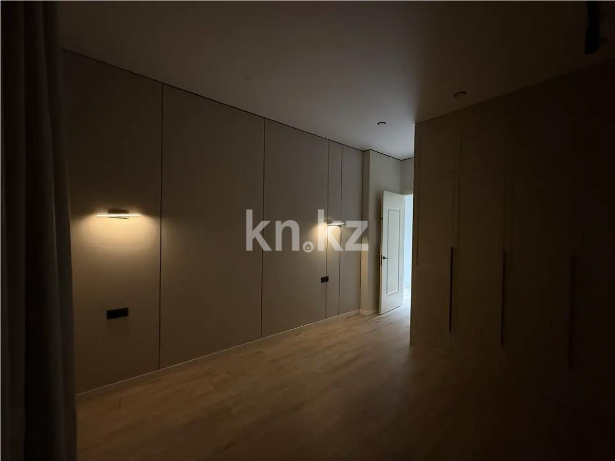 Продажа 2-комнатной квартиры, 50 м², ул. Райымбек батыра, дом  2 стр в Астане