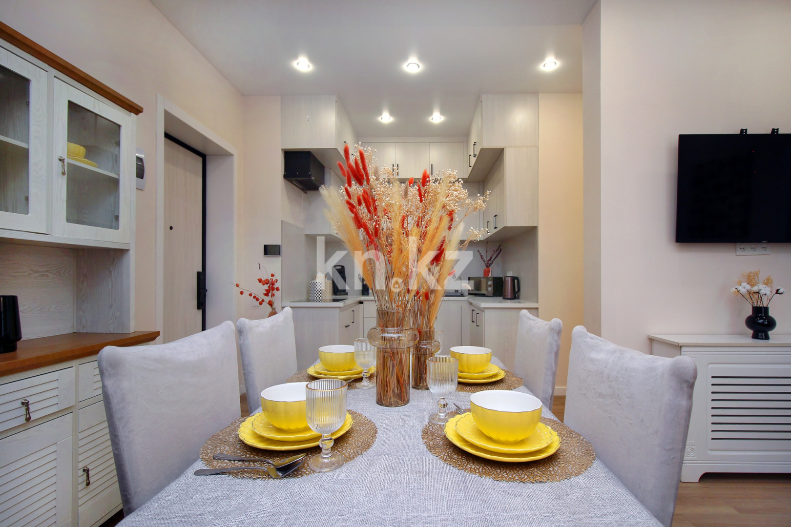 Аренда 3-комнатной квартиры посуточно, 65 м², Сейфуллина, дом  416к3 - ул. Макатаева в Алматы - фото 9