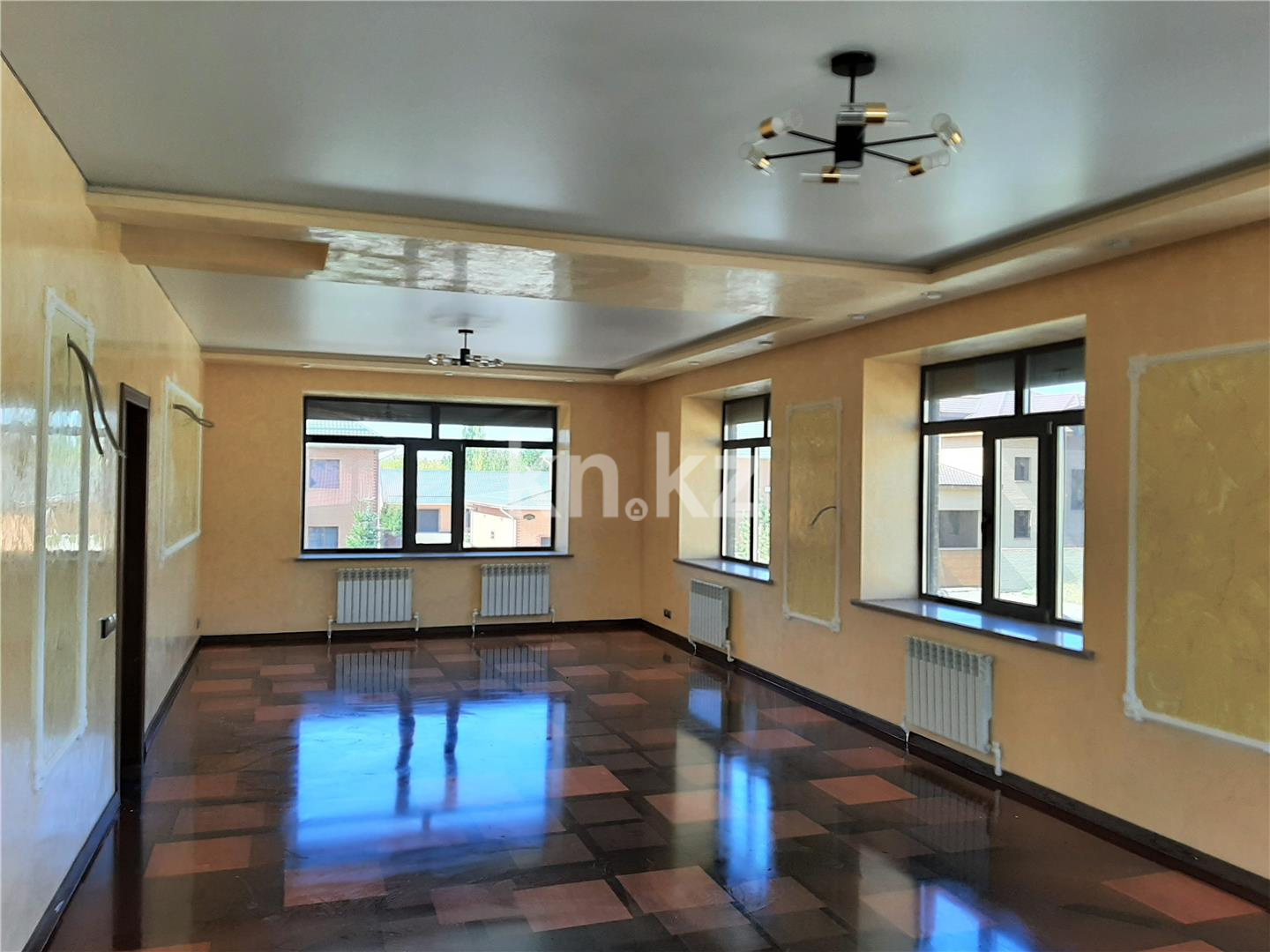 Продажа 5-комнатного дома, 371 м², пр. Республики, дом  197 в Темиртау - фото 4