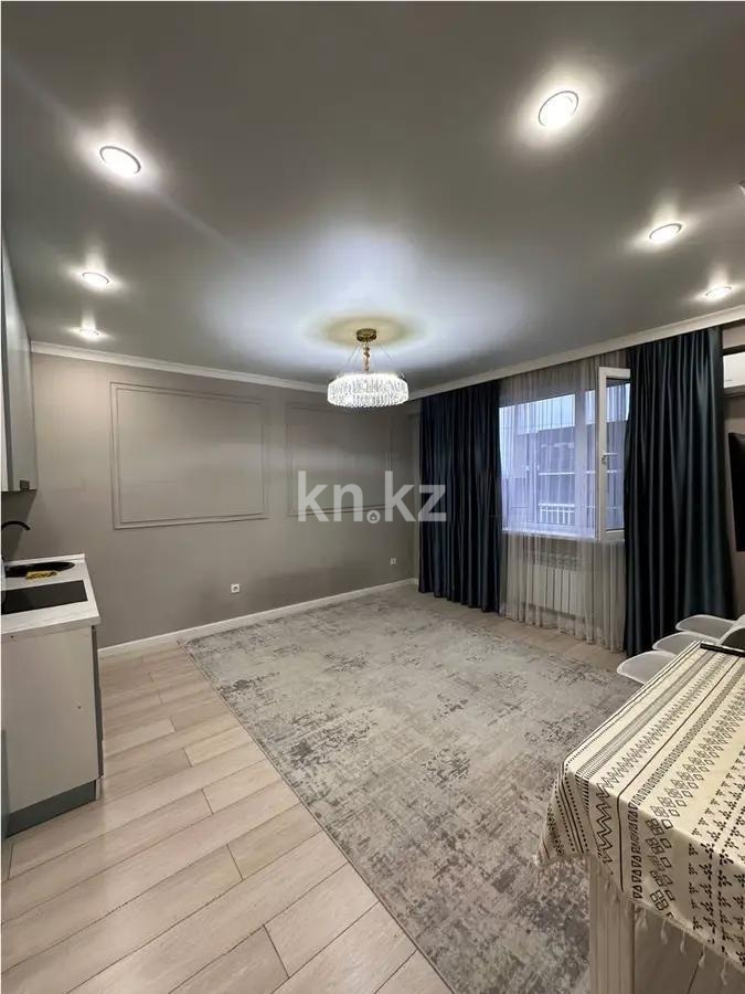 Продажа 2-комнатной квартиры, 52 м², ул. Толе би, дом  285/8 в Алматы