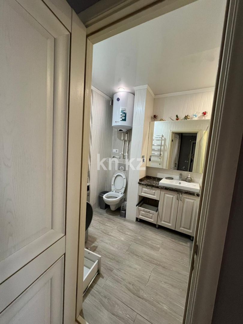 Продажа 3-комнатной квартиры, 69.4 м² в Караганде - фото 4