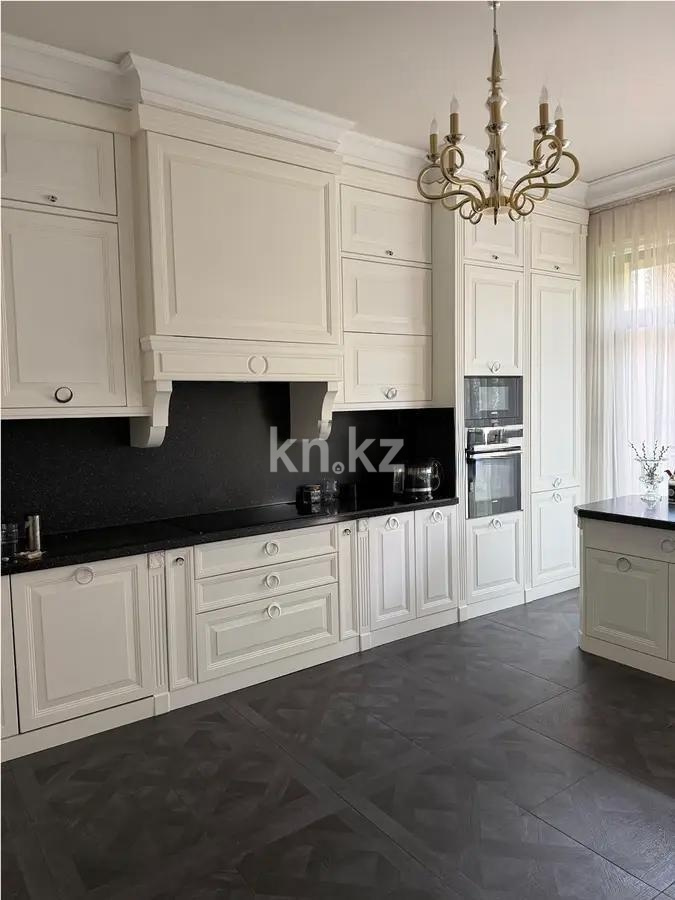 Продажа 4-комнатной квартиры, 180 м² в Алматы - фото 2